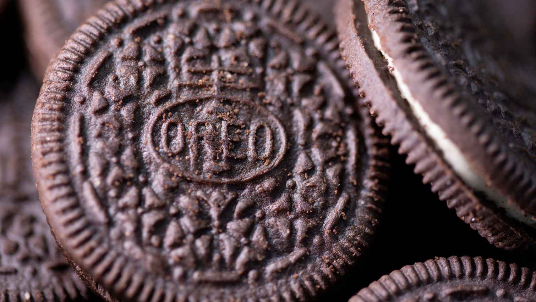 Bruselas multa con 337 millones al fabricante de Oreo por restringir las ventas transfronterizas