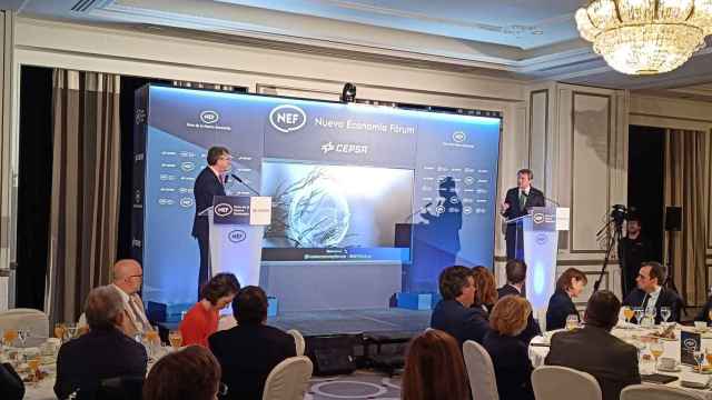 El secretario de Estado de Transportes, José Antonio Santano, en unos desayunos de Nueva Economía Fórum