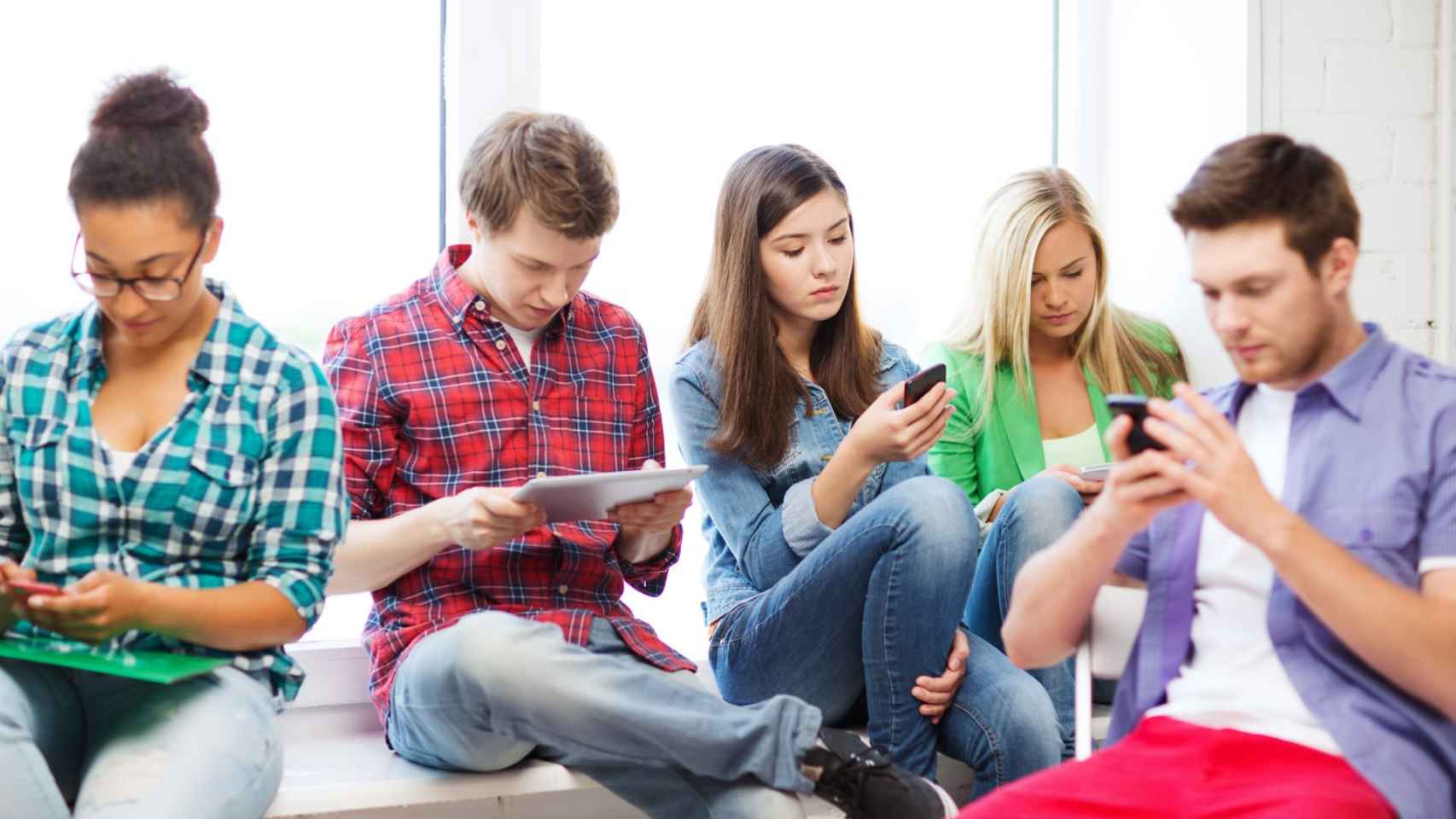 Casi la mitad de los jóvenes gallegos afirman que el uso de Internet les ha causado problemas