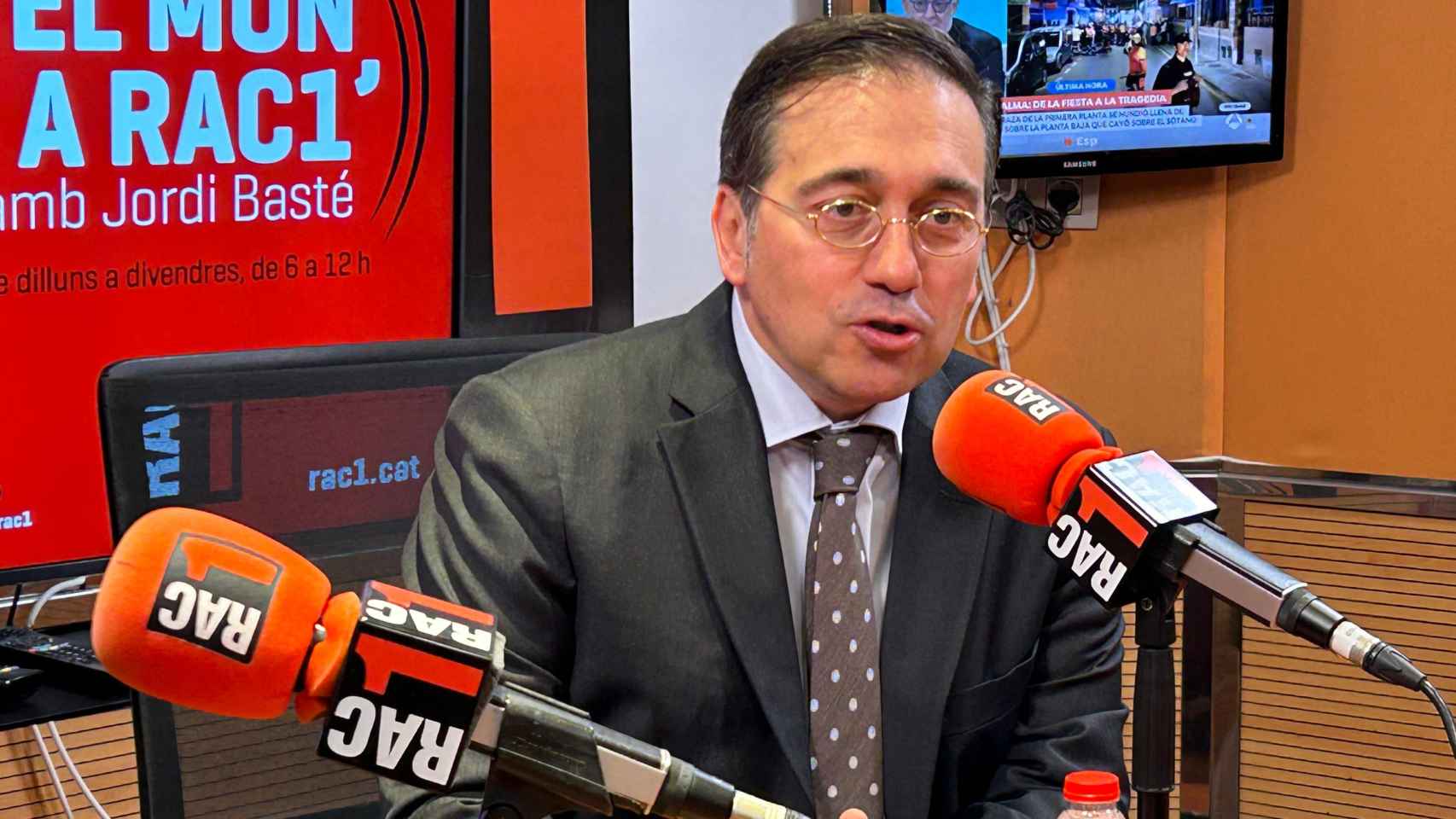 José Manuel Albares, ministro de Asuntos Exteriores, este viernes en RAC1.