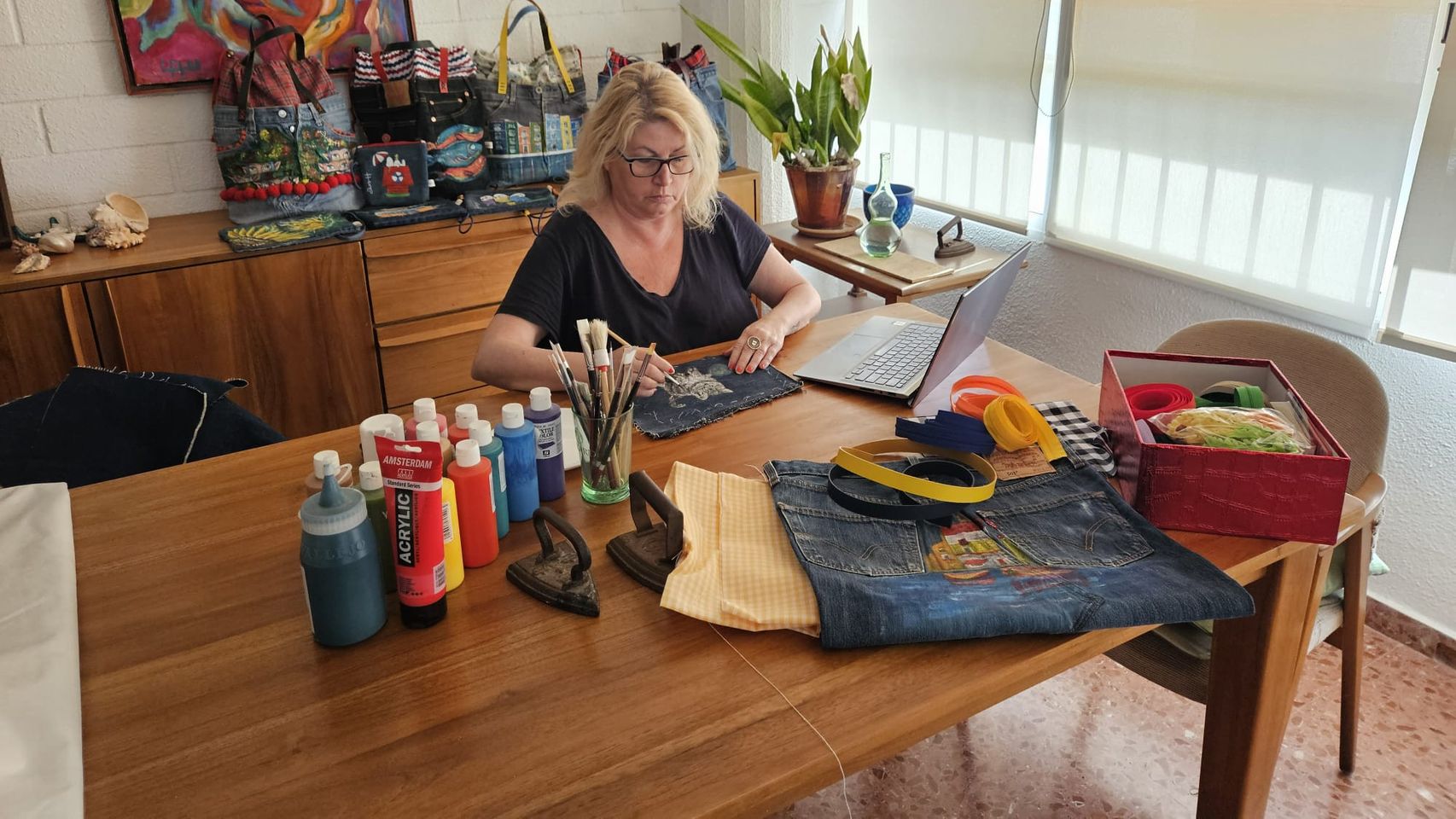 Ana Hernández, creadora de AnaHbags.