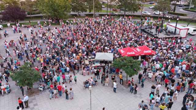 Una panorámica de la plaza de Vallsur