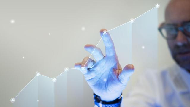 Crecen las inversiones en IA, aunque todavía hay pocas empresas que están adoptando esta tecnología.