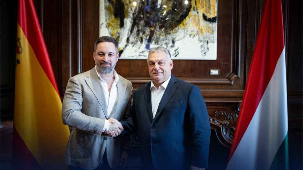Santiago Abascal y Viktor Orbán en Argentina durante la toma de posesión de Javier Milei el pasado diciembre