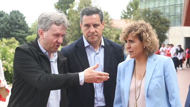 La cabeza de lista a las elecciones europeas del PP, Dolors Montserrat, visita Burgos junto al candidato a las elecciones europeas, Raúl de la Hoz