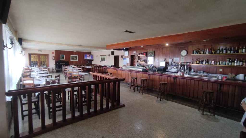 Interior del Restaurante El Gallo Rojo de Mojados