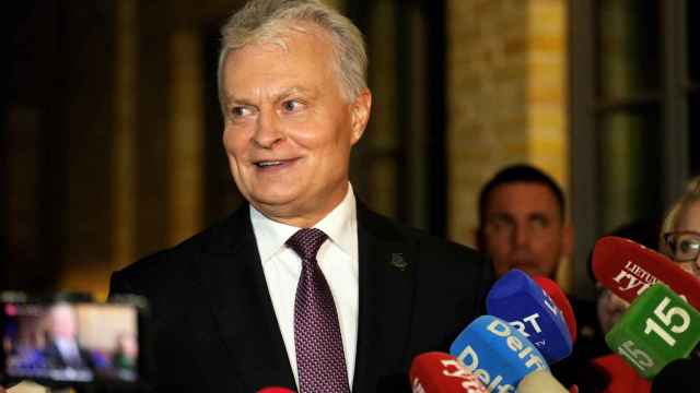 El presidente lituano Gitanas Nausèda gana la última vuelta de las elecciones presidenciales en Vilna.