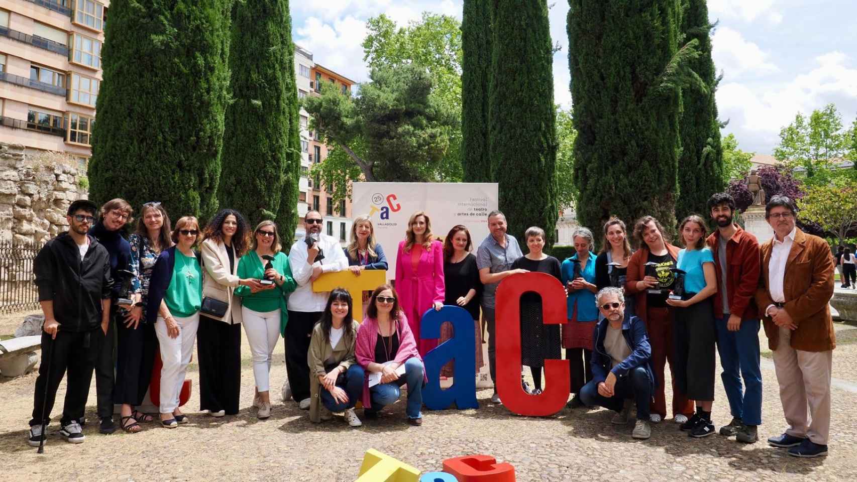 Imagen con los premiados en este TAC 2024