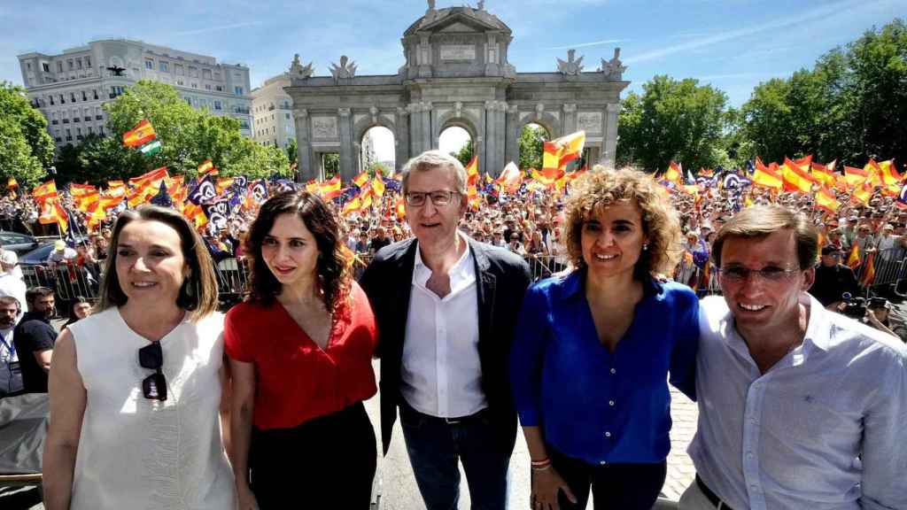 El PSOE tilda de 'pinchazo' la manifestación contra la amnistía: 80.000 según el PP, 20.000 dice el Gobierno