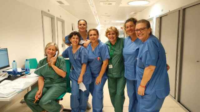 Las TCAE del Hospital Valle del Guadalhorce en el Área de Consultas.