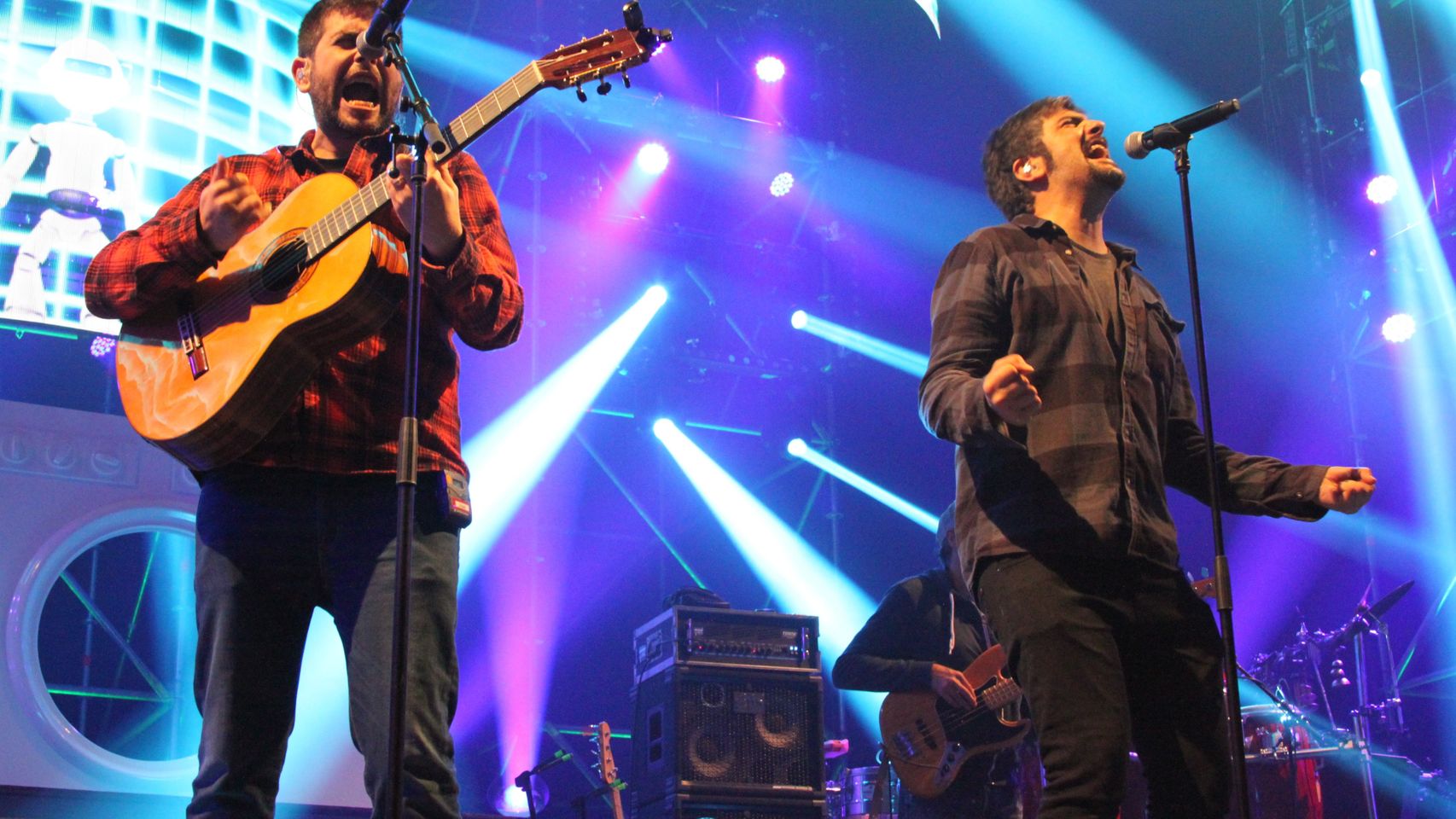 Estopa durante uno de sus conciertos. Fotografía web Estopa