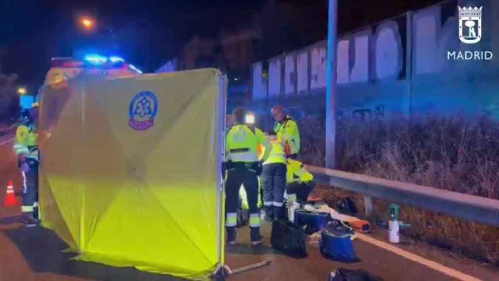 Los sanitarios en el M-14.