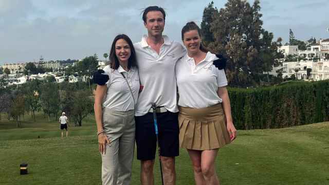 Christian Rudewald, Nataliya Kuznetsova y Linda Broberg.