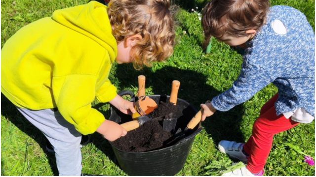 Pequeños de Valdoviño (A Coruña) participan en un proyecto piloto sobre formación medioambiental