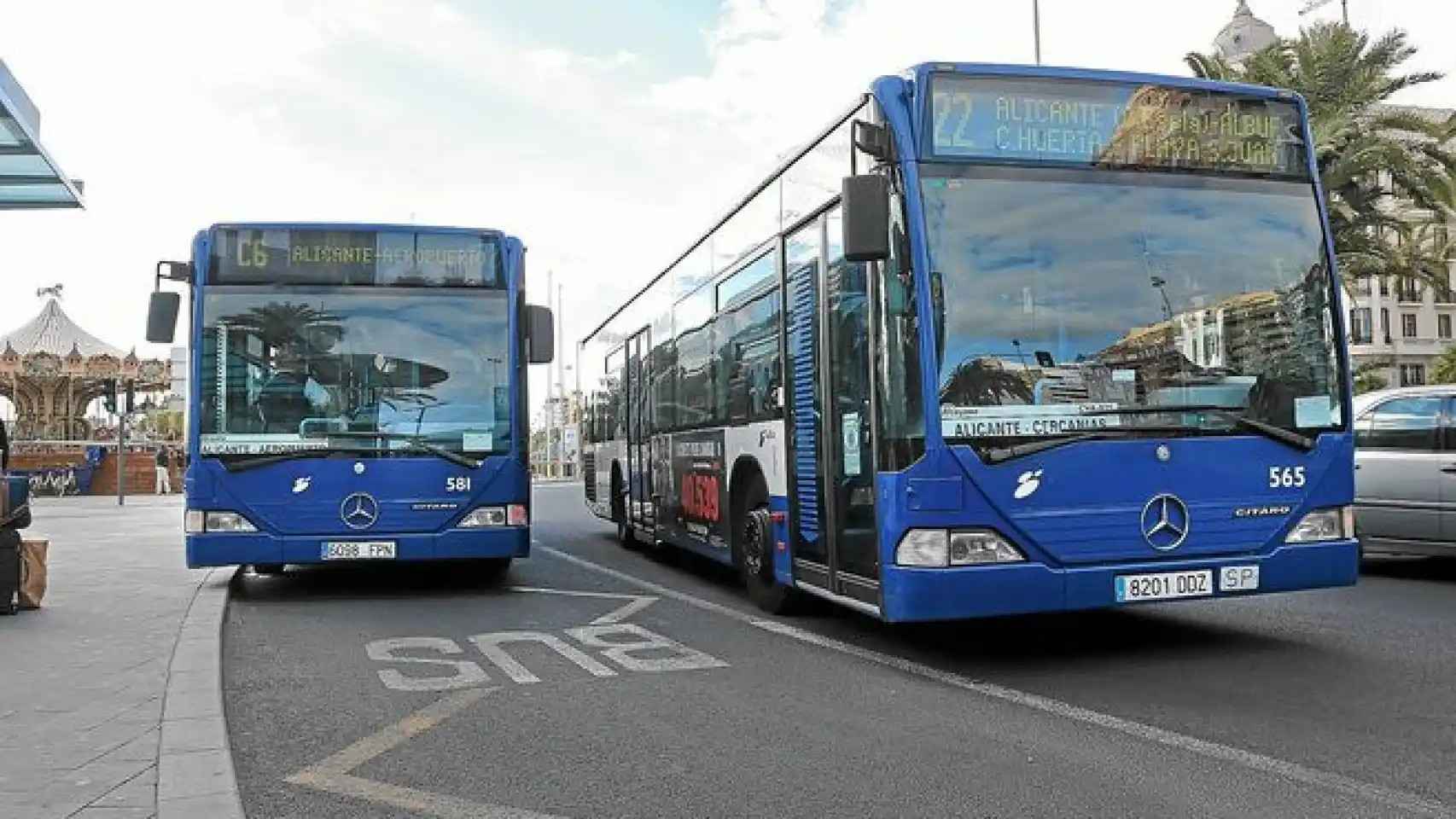 Flota de autobuses que cubre el servicio interurbano de L'Alacantí.