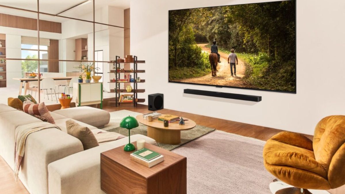 Descubre los Smart TV QNED para disfrutar del mejor fútbol: ¡IA, mil millones de colores y lo último en sonido!