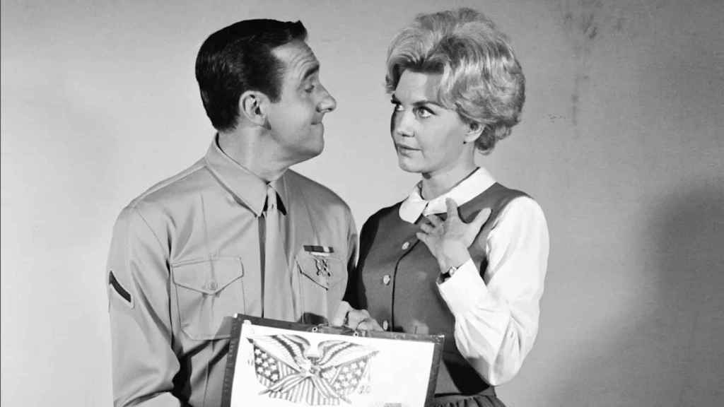 Jim Nabors y Elizabeth MacRae en 'Gomer Pyle, USMC'