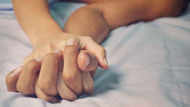 Un joven de 17 años mata a una mujer alemana de 28.