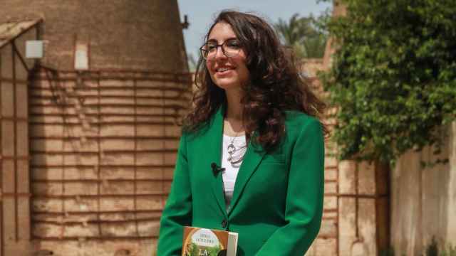 Inma Aguilera, escritora, en la antigua fábrica de la Cartuja.