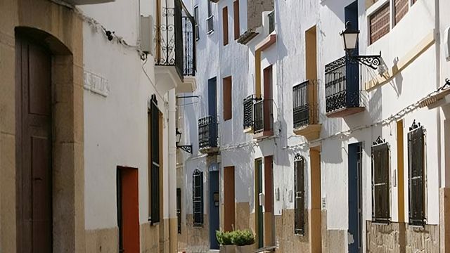 Vista de una de las calles de La Nucia.