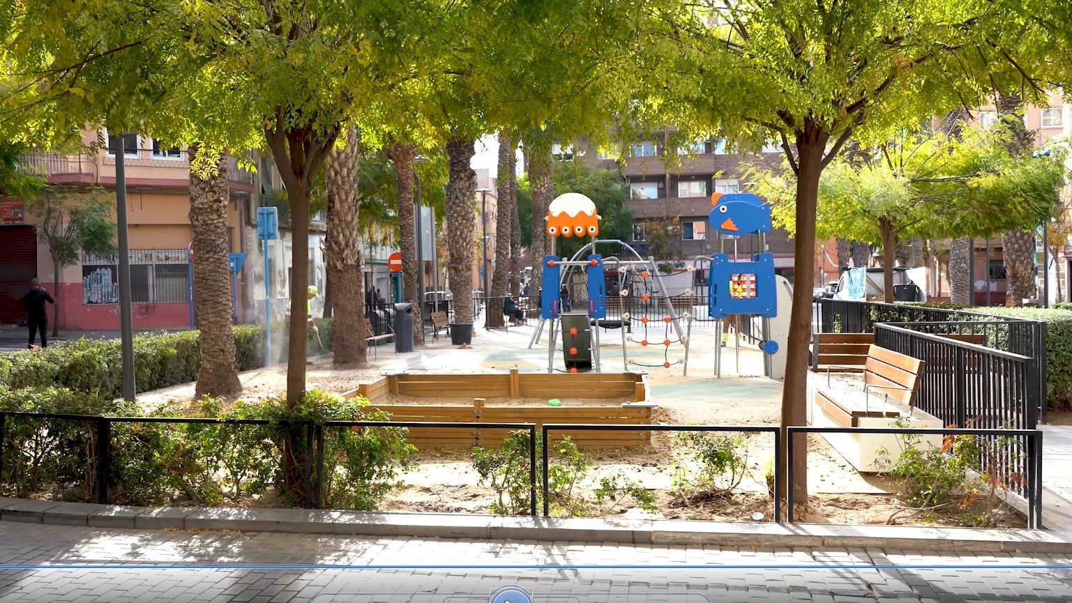 La plaza Castellón, la conocida como Palmeretes, de Alicante.