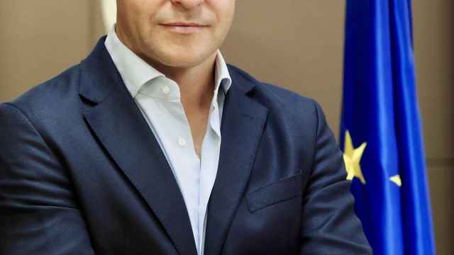 El candidato del PP a las elecciones europeas, Raúl de la Hoz, durante la entrevista con EL ESPAÑOL de Castilla y León