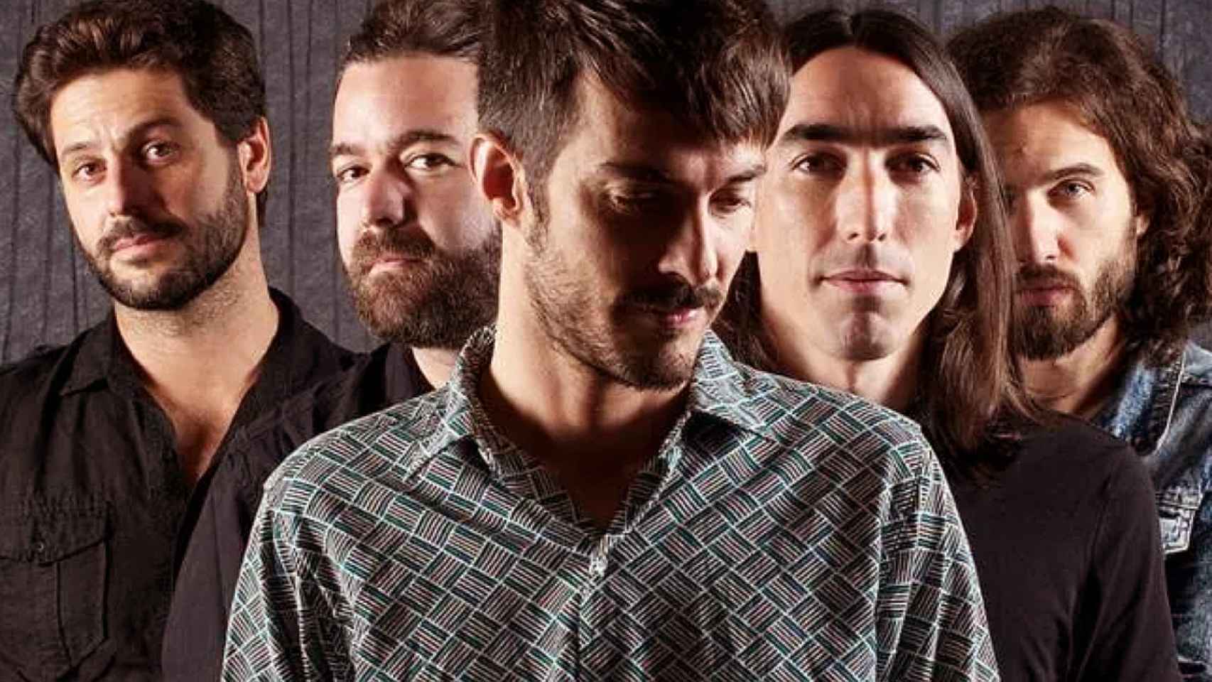 Pucho, en el centro, junto al resto de integrantes de Vetusta Morla