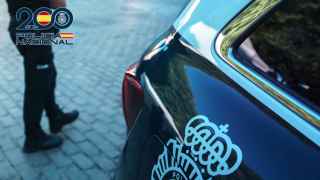 Un coche patrulla de la Policía Nacional, en una imagen de archivo, sin relación con los hechos narrados en esta noticia.