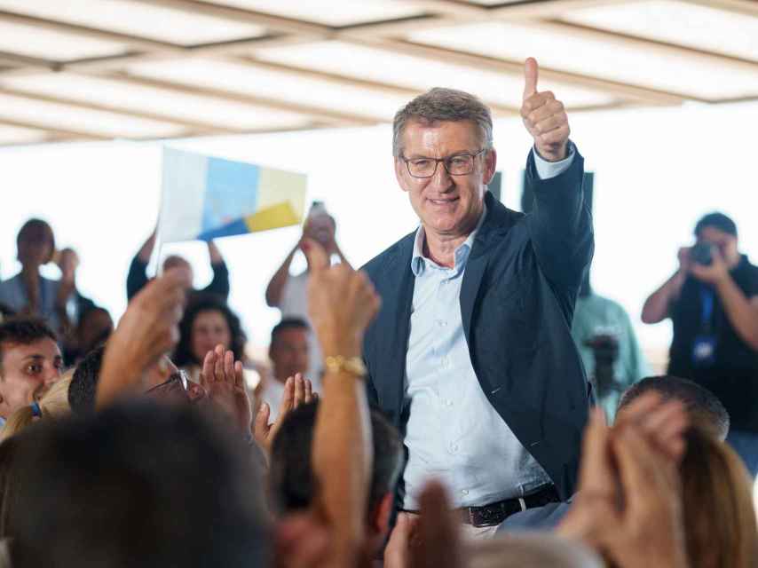 El líder del PP, Alberto Núñez Feijóo, este lunes durante un mitin de su partido en Tenerife.