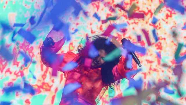 La cantante de M.I.A durante una actuación en la tercera jornada del festival Mad Cool 2023, que estrena recinto en Villaverde Alto