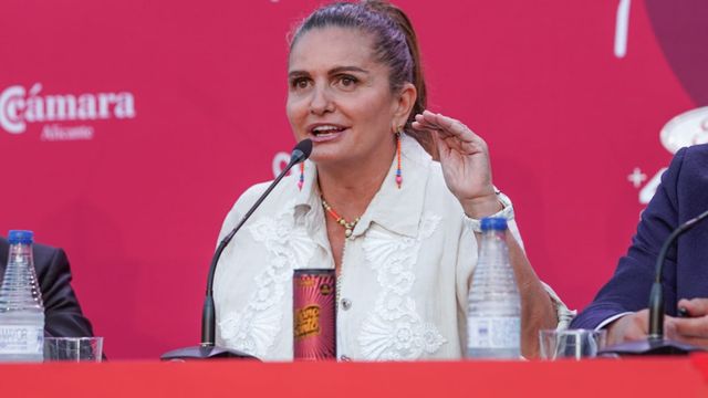 Sandra García-Sanjuán, cofundadora de Starlite, en la charla de Alicante.
