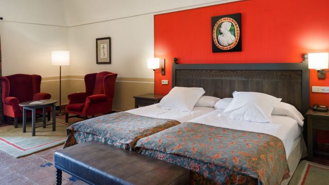 Una habitación del Parador de Oropesa (Toledo). / Foto: Paradores.