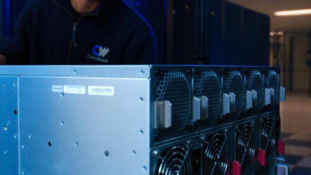 Trabajador de una empresa tecnológica.