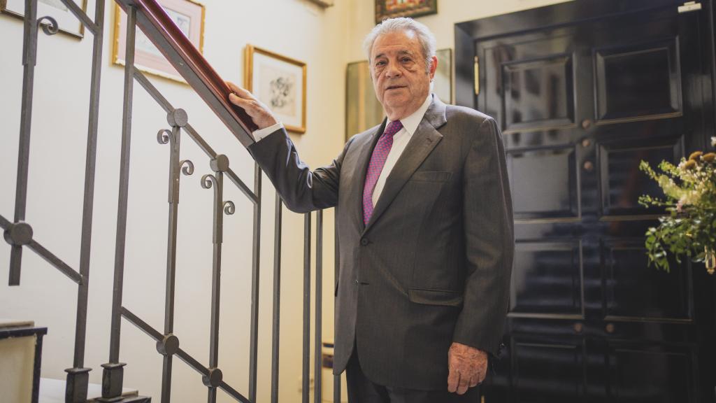 Francisco de Borbón y Escasany, duque de Sevilla, durante la entrevista con EL ESPAÑOL | Porfolio.