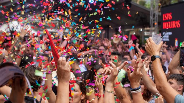 El Mercadito de Fogueres renueva ampliamente su oferta gastronómica para este 2024.