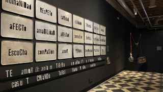 Dos de las obras de la muestra ‘^misericordia’ expuesta en La Térmica.