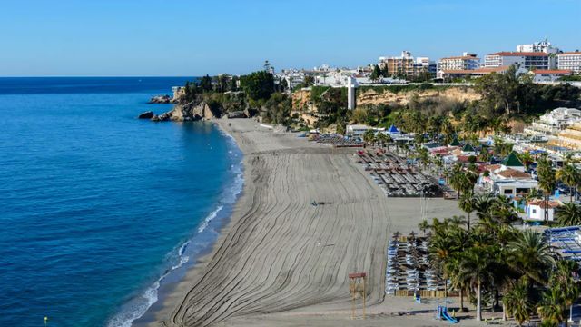Playa de Burriana, en la Costa del Sol