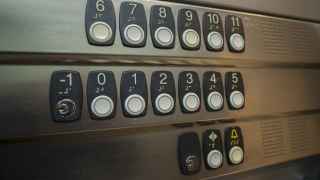 Botones de un ascensor.