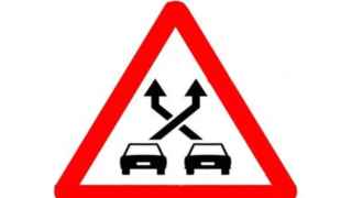 Imagen de archivo de la señal P-35.