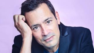 Jean-Baptiste Andrea, ganador del Premio Goncourt en Francia y en España