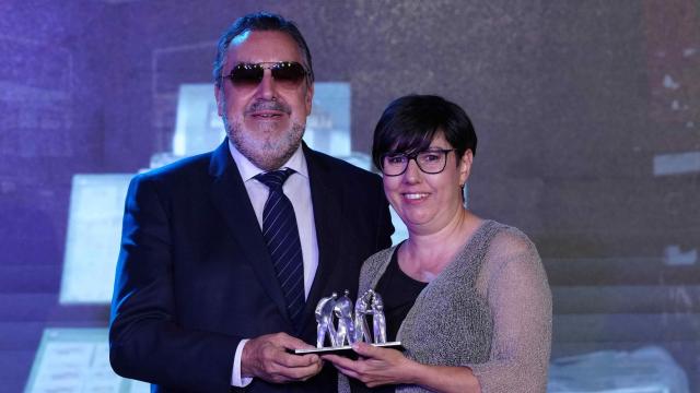 Entrega del premio a Esther Hontoria. Foto: ONCE.