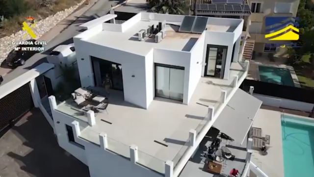 Una de las casas de lujo registradas por la UCO en esta operación.