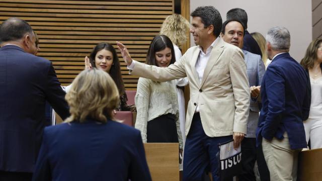Carlos Mazón en la sesión de control de este jueves en Les Corts