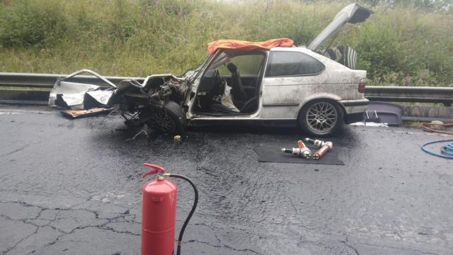 Uno de los vehículos implicados en el accidente en Arzúa.