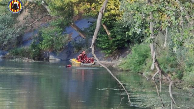 Los efectivos de rescate este viernes.