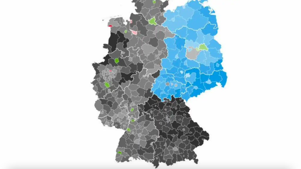Mapa de los resultados de las elecciones europeas en Alemania. En gris, CDU/CSU, en azul, AfD.