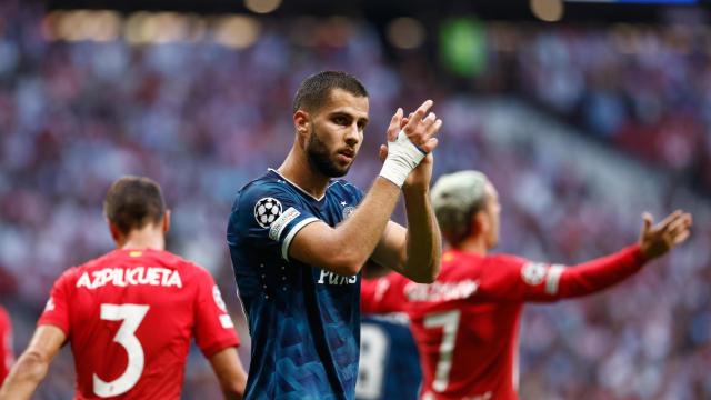 David Hancko, durante un partido contra el Atlético de Madrid.