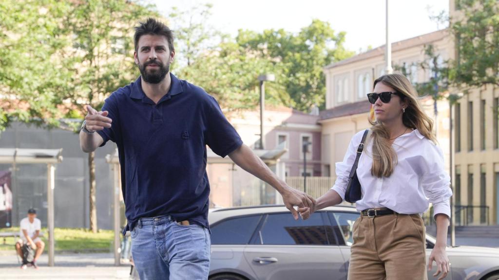 Gerard Piqué y Clara Chía en 2023 llegando a los juzgados.
