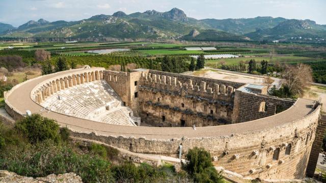 Vista del teatro romano de Aspendos.