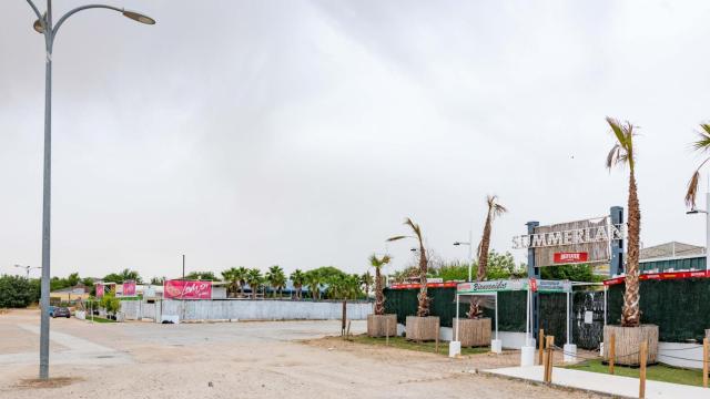 Las terrazas de la Peraleda, una de las cuales no ha podido ser licitada este año.